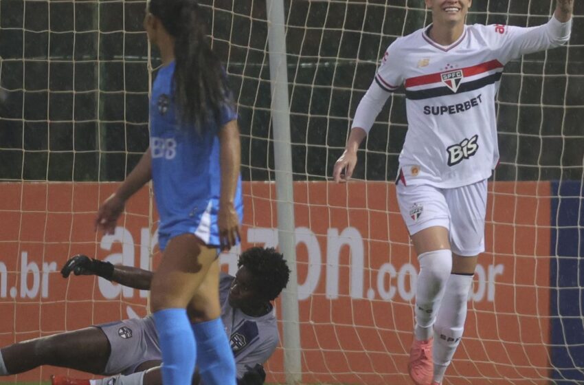  São Paulo goleia para assumir 3ª colocação do Brasileiro Feminino