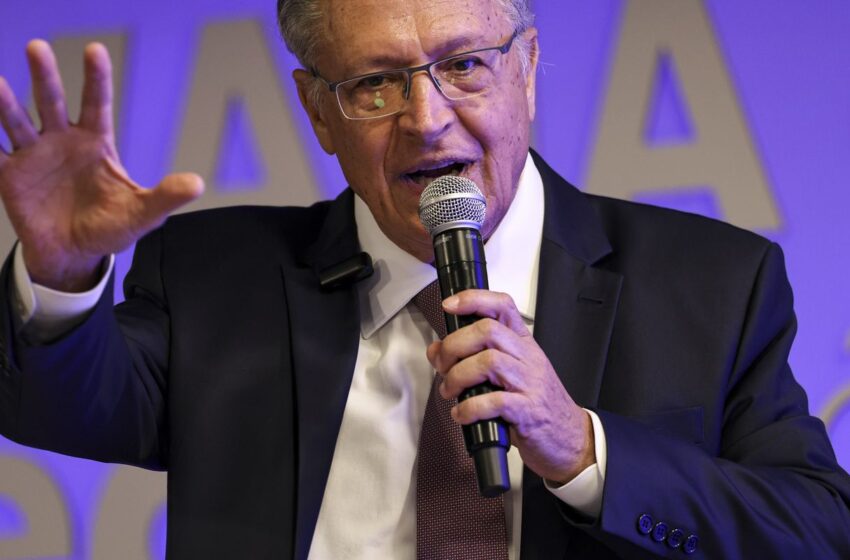  Alckmin passa por exames após sentir enjoo e dores abdominais