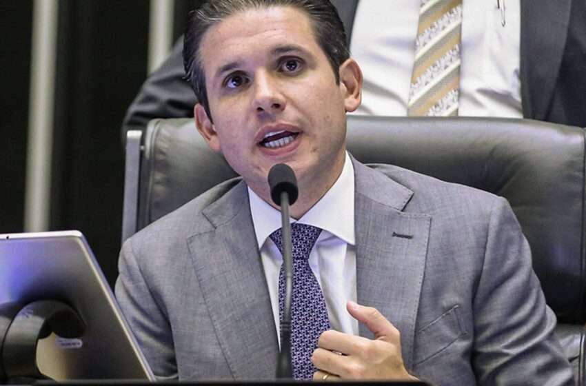  Motta diz que decisão sobre aumento do IOF sai ainda hoje