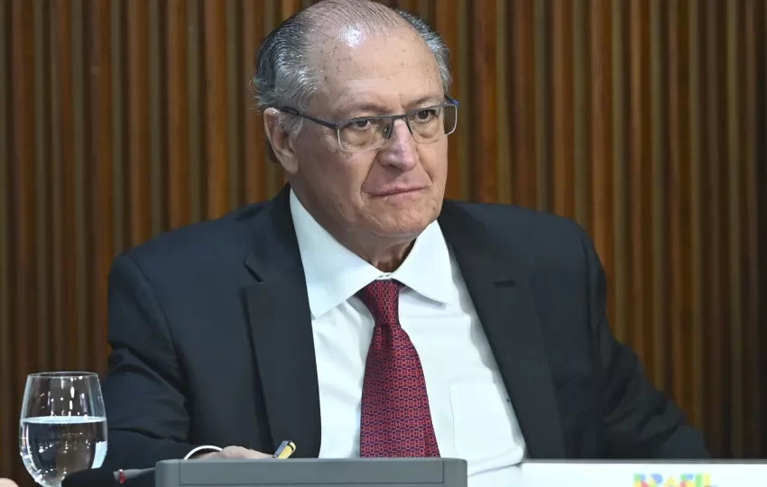  Alckmin: próximo pagamento do INSS já poderá ter ressarcimento