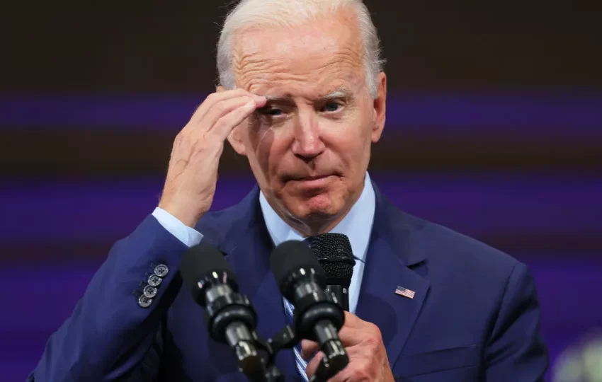  Desistir de reeleição foi decisão difícil, diz Biden após saída da Casa Branca