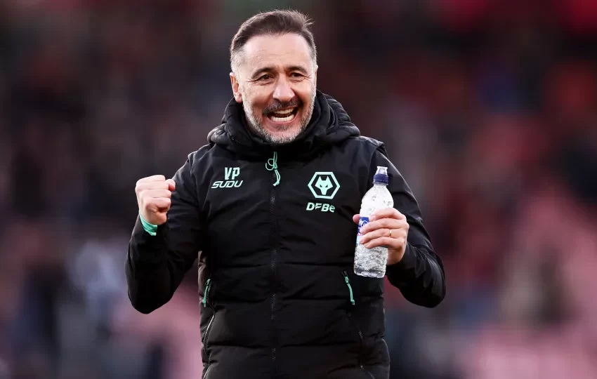  Vítor Pereira é eleito treinador do mês da Premier League
