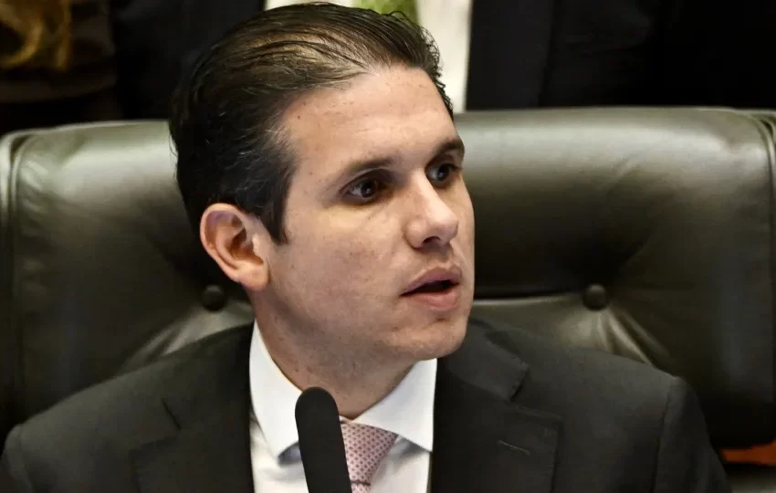 Motta chama Primeira Turma de ‘uma parte’ do STF e contesta decisão contra Câmara