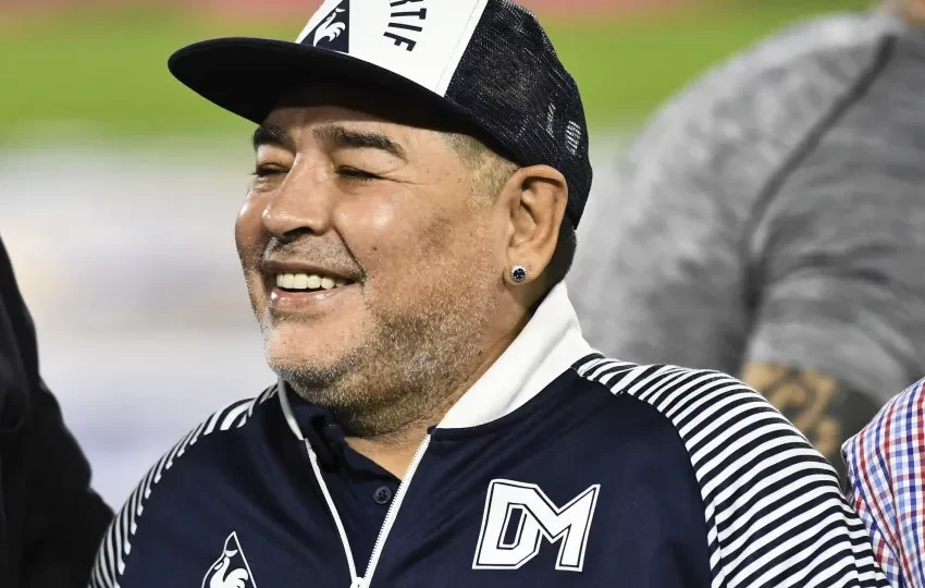  Maradona foi sedado por 24h contra orientação médica, diz anestesista