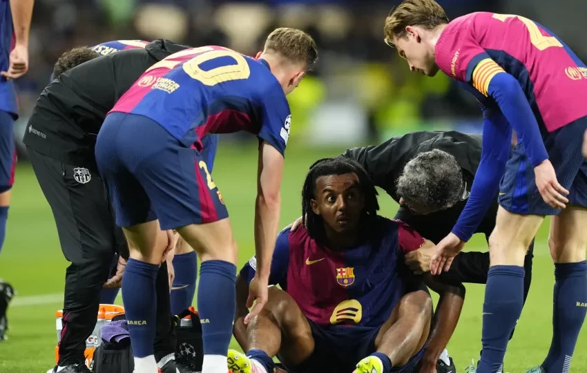  Barcelona confirma lesão muscular e Koundé pode parar por 3 semanas