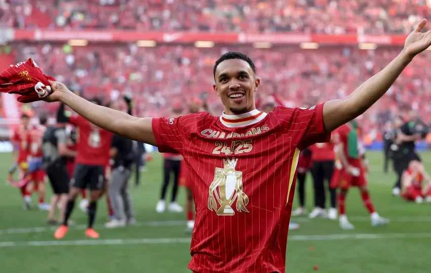  Real Madrid acerta com Alexander-Arnold de graça para a próxima temporada
