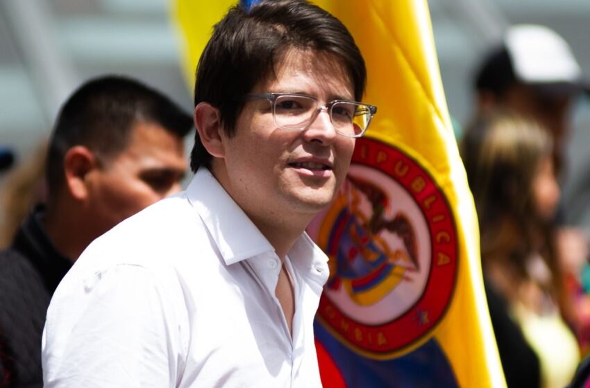  Miguel Uribe mostra sinais de melhora neurológica após ser baleado