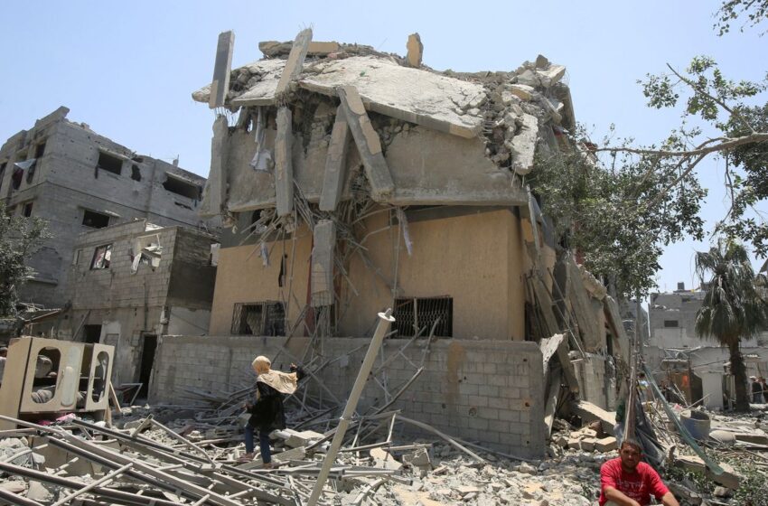 Ataques aéreos de Israel matam 45 pessoas em Gaza