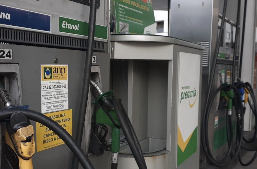  Petrobras reduz preço da gasolina A para as distribuidoras