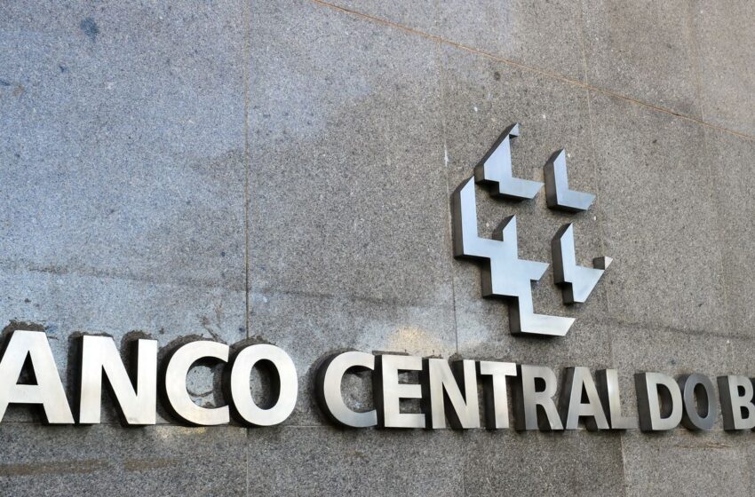  Contas públicas têm déficit de R$ 33,7 bilhões em maio