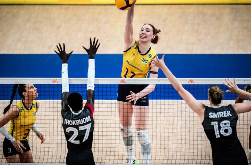  Seleção feminina de vôlei sofre, mas bate Canadá na Liga das Nações