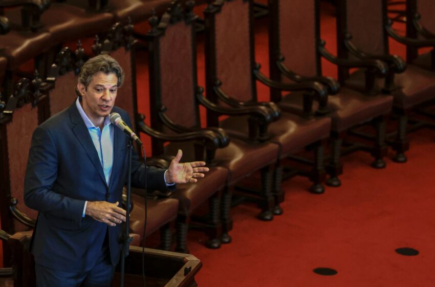  Haddad defende mobilização de progressistas contra desigualdade