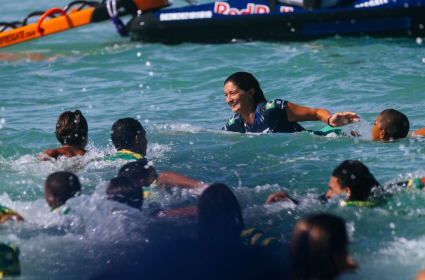  Luana Silva para em australiana e é vice-campeã em Saquarema