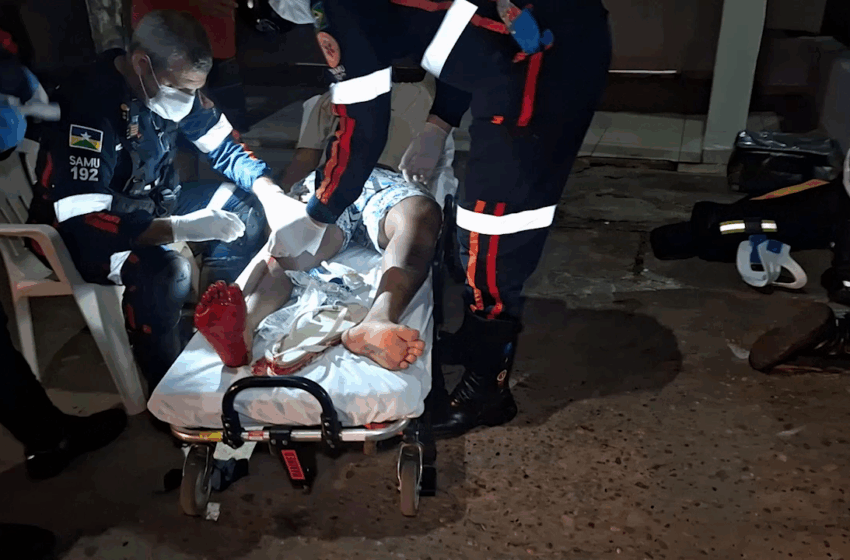  Colisão de Motocicleta com Caçamba de Entulho Deixa Dois Feridos em Ji-Paraná