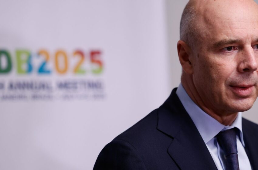  Mesmo sem consenso no Brics, Rússia defende alternativa ao dólar