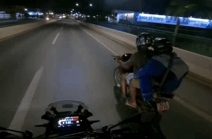  VEJA O VÍDEO: PRF Recupera Moto Furtada de Alvorada Após Perseguição em Ji-Paraná