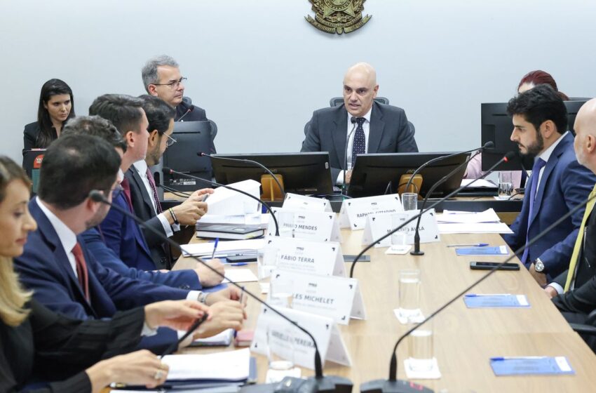  Audiência no STF termina sem acordo sobre IOF