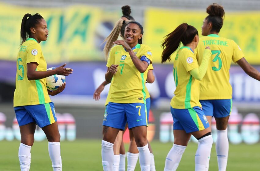  Liderada por Kerolin, seleção goleia Bolívia na Copa América