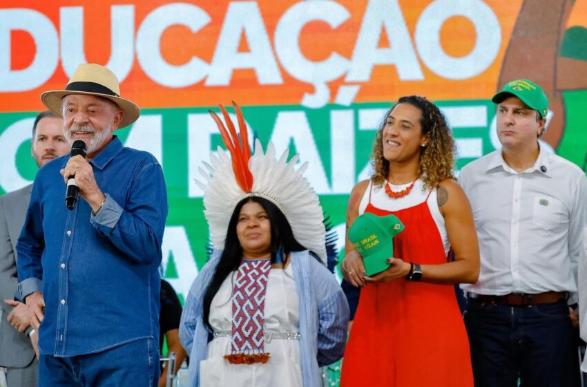  Lula mantém disposição para o diálogo, mas critica recusa de Trump