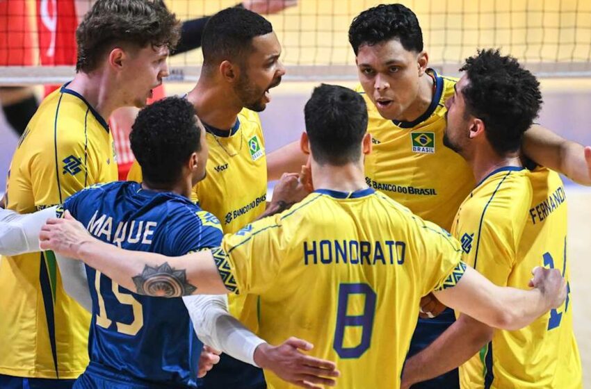  Brasil vira sobre anfitriã China e avança à semi da Liga das Nações