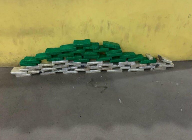  PRF apreende quase 60kg de cocaína em Ji-Paraná