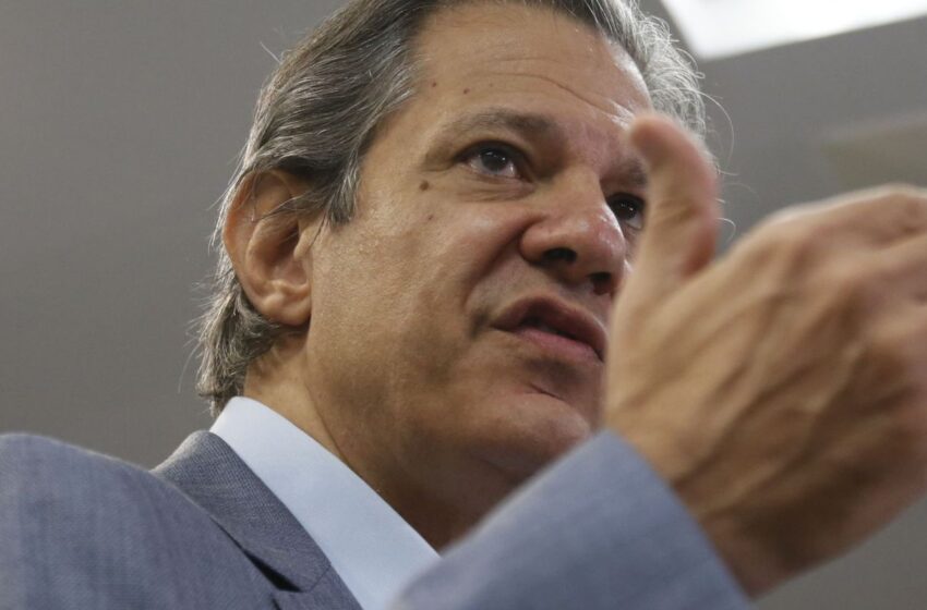  Haddad elogia retirada do ressarcimento do INSS do arcabouço fiscal