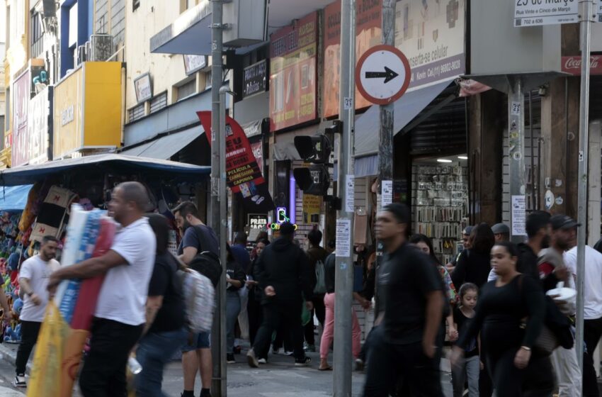  Desemprego cai em 18 estados no segundo trimestre