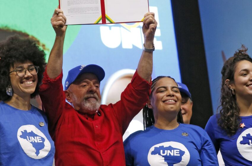  Lula diz que vai cobrar imposto das empresas americanas digitais