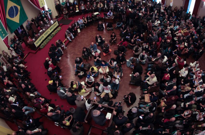  Ato na USP defende soberania nacional diante de tarifaço de Trump