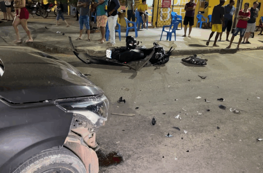  Colisão de Moto e Carro na T-25 Deixa Motociclista Ferido