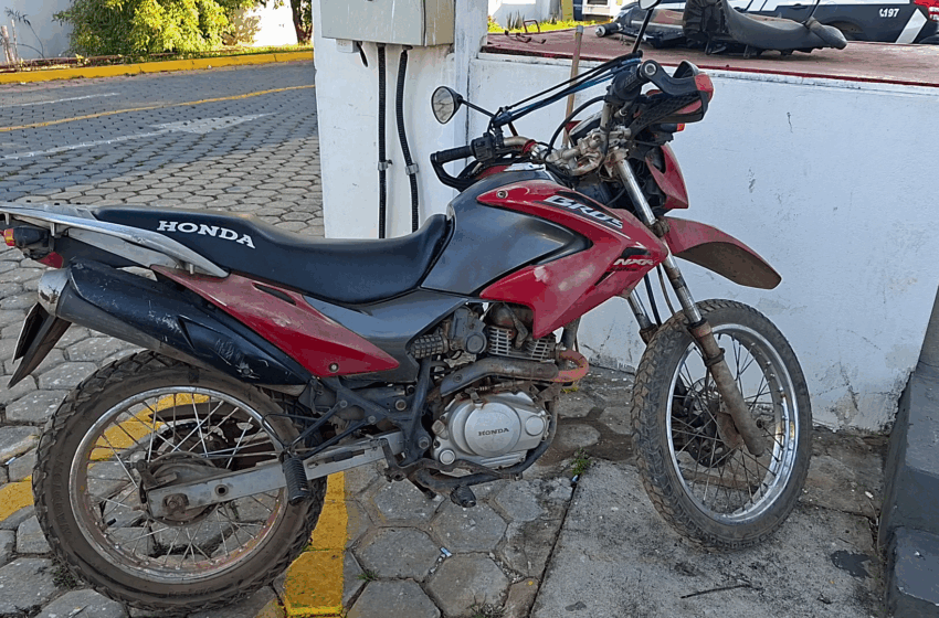  Moto Com Registro de Furto é Encontrada Abandonada em Ji-Paraná