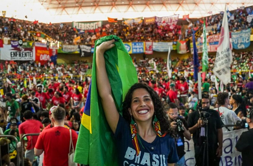  UNE vai puxar mobilização pela soberania e contra o extremismo