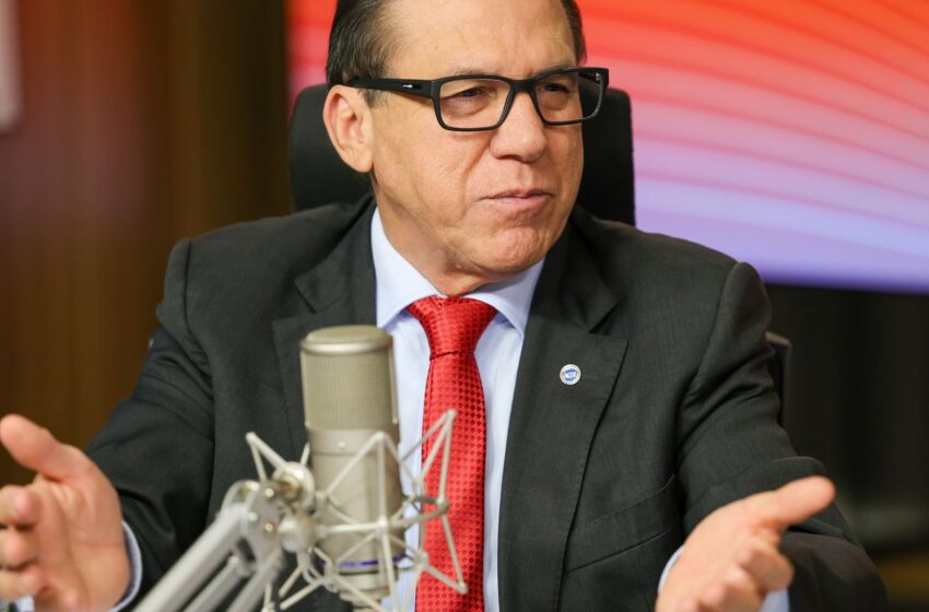  Ministro minimiza impacto do tarifaço no mercado de trabalho