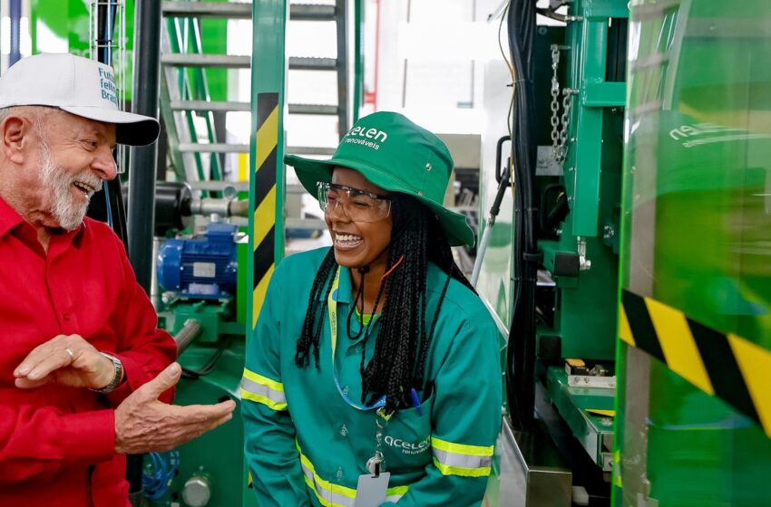  Biocombustível de macaúba mudará vida de agricultores em MG, diz Lula