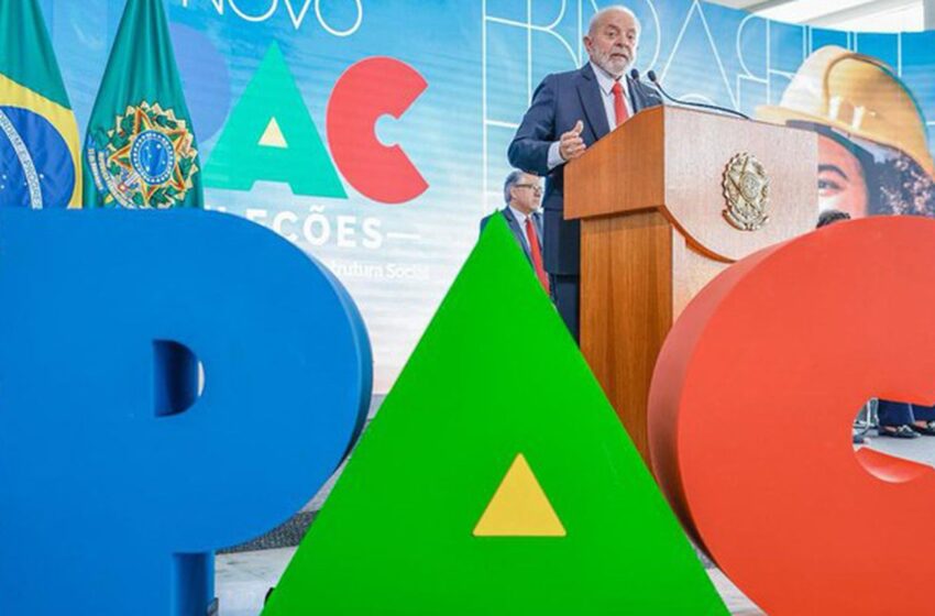  Lula anuncia R$ 9,7 bilhões para o transporte público