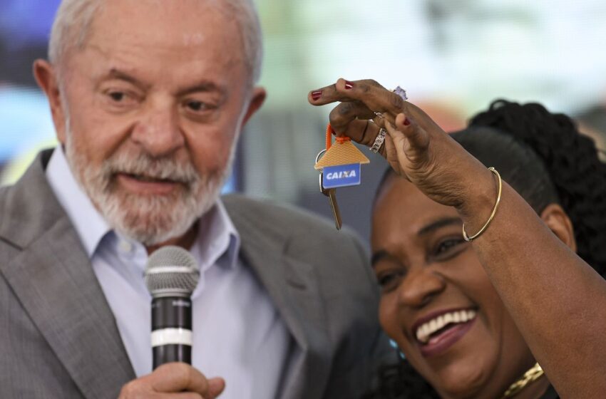  Lula cobra recursos para crédito imobiliário para classe média