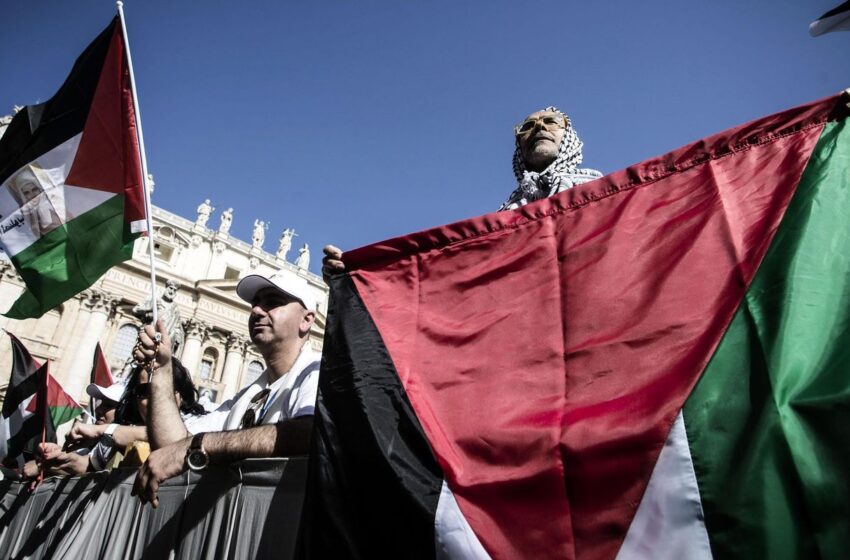  Canadá, Reino Unido e Austrália reconhecem o Estado Palestino