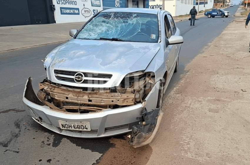  Acidente Impressionante: Motociclista é Arrastado em Para-brisa de Carro
