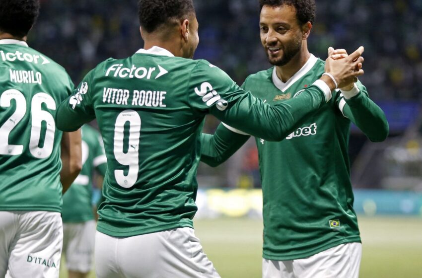  Brasileiro: Palmeiras joga no ritmo de Vitor Roque e goleia o Inter