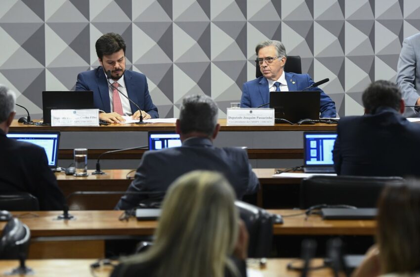  Tarifa social de energia elétrica é aprovada em comissão do Congresso