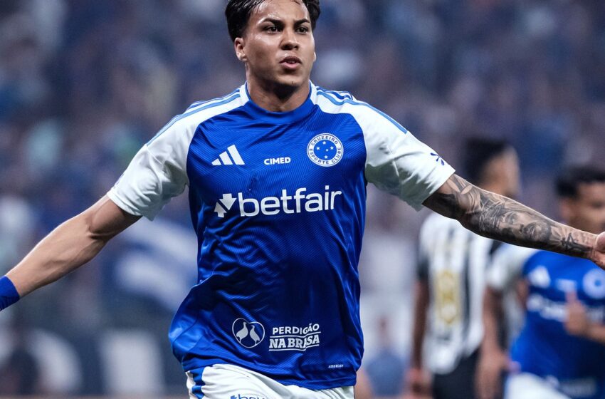  Kaio Jorge brilha e Cruzeiro derrota Atlético-MG na Copa do Brasil