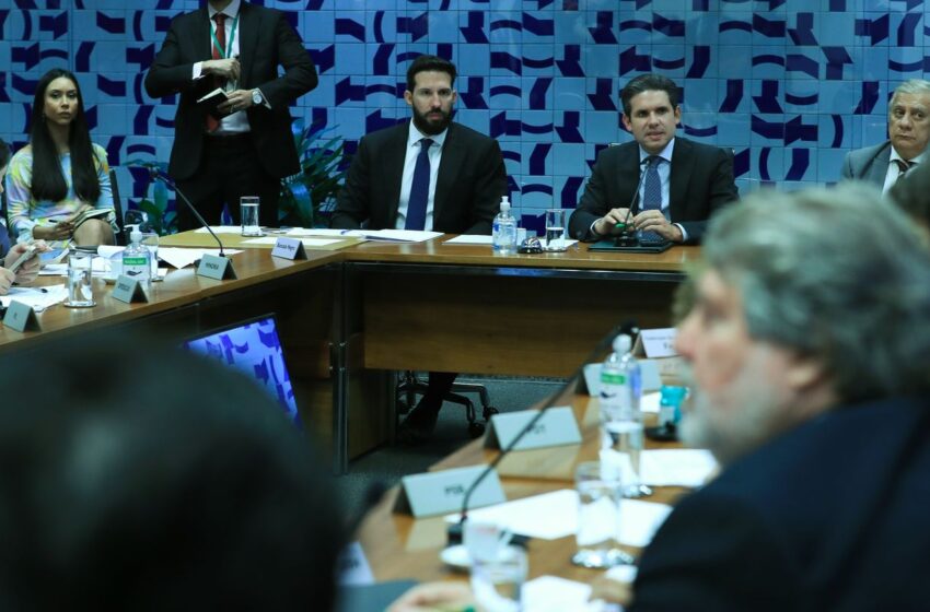  Líderes devem avaliar hoje isenção do IR até R$ 5 mil, diz Motta