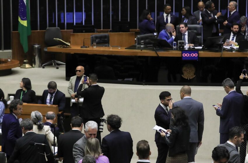  Aprovada urgência de PL que libera R$ 1,5 bi para saúde e educação