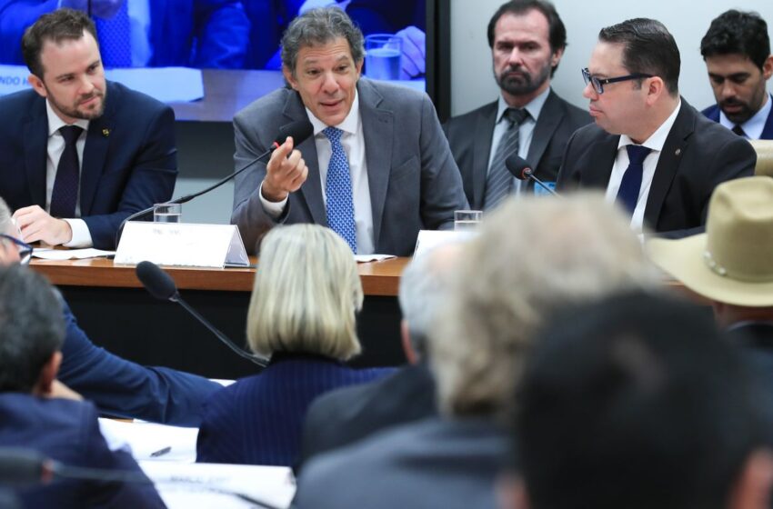  Haddad diz que Receita alcançará os “verdadeiros ladrões da nação”