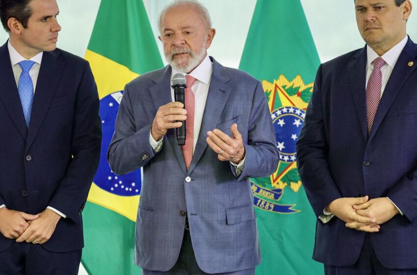  Lula discute pautas do governo em encontro com Motta e Alcolumbre