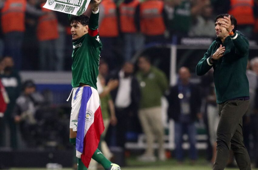  Palmeiras goleia LDU e enfrenta Flamengo na final da Libertadores