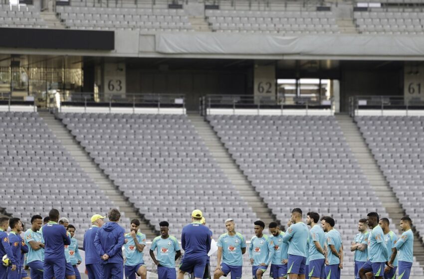  Ancelotti diz que seleção brasileira ainda está aberta a experiências