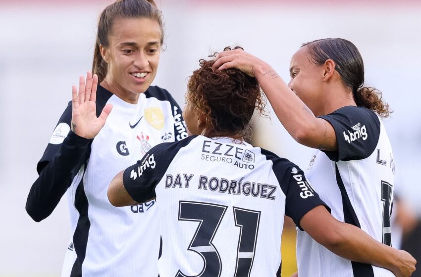  Libertadores Feminina: Corinthians marca 11 vezes e bate Always Ready