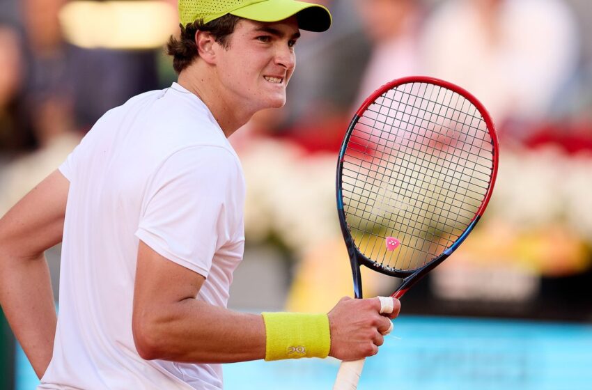  João Fonseca vai à 1ª semi de ATP 500 após abandono de rival no 3º set