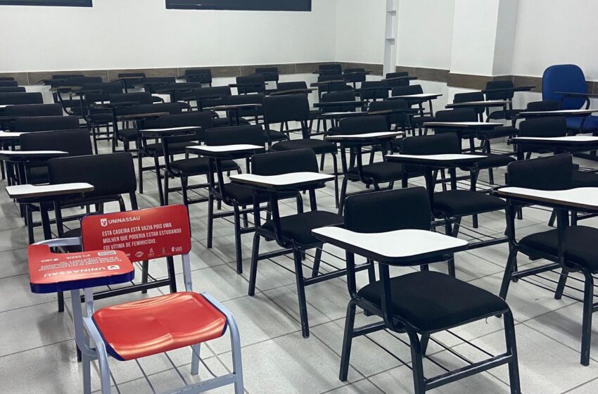  Jubs: com cadeiras vazias, campanha lembra vítimas de feminicídio